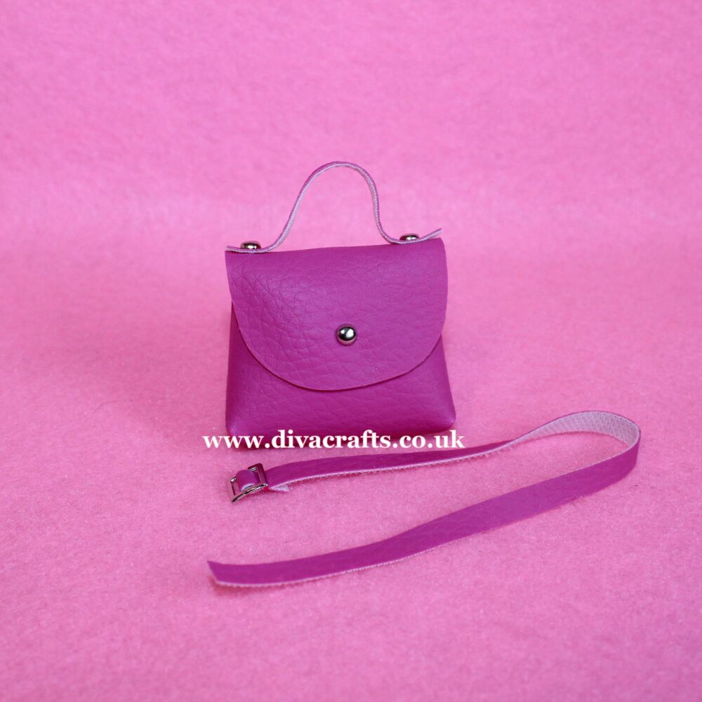 Handmade by Cazjar Pedigree Sindy Doll Size Bag & Belt - B006