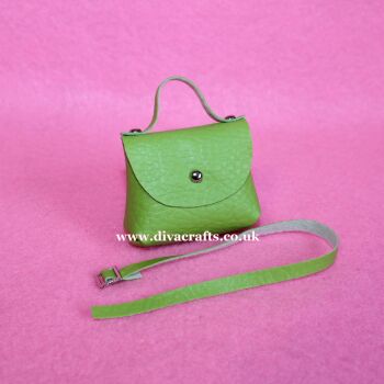 Handmade by Cazjar Pedigree Sindy Doll Size Bag & Belt - B007
