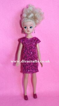 Handmade by Cazjar Pedigree Sindy Fashion - 187 Dress & Earrings