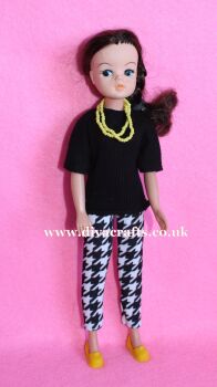 Handmade by Cazjar Pedigree Sindy Fashion - 207