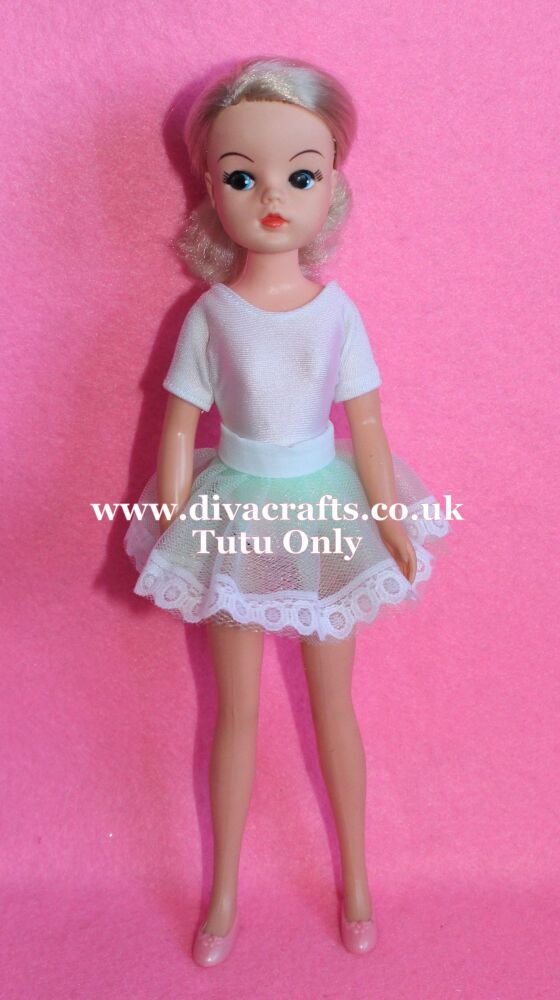 Handmade by Cazjar Pedigree Sindy Fashion - Tutu Only - Mint