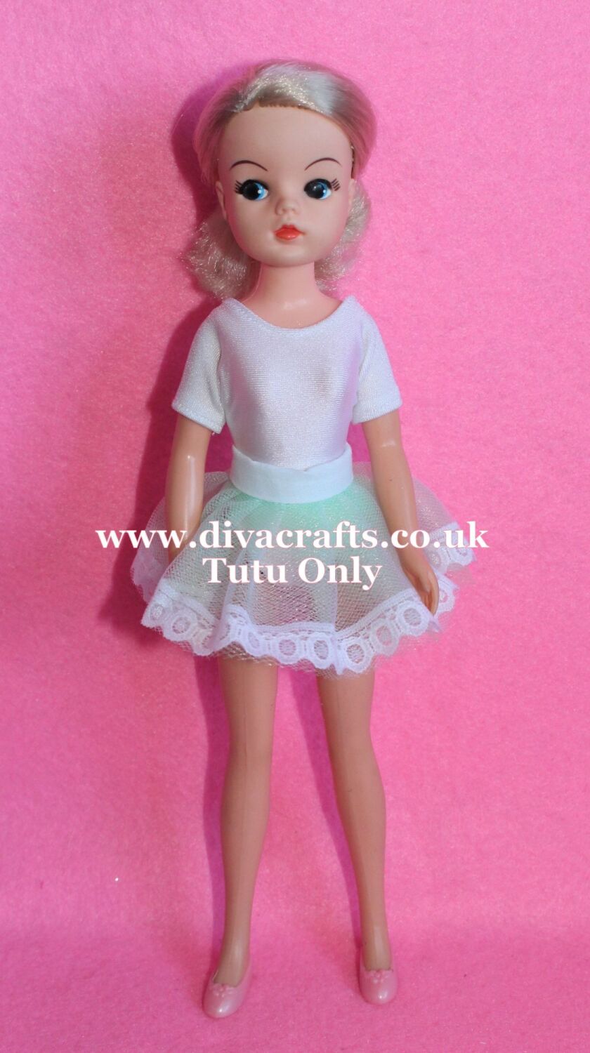 Handmade by Cazjar Pedigree Sindy Fashion - Tutu Only - Mint
