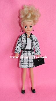Handmade by Cazjar Pedigree Sindy Fashion - 245