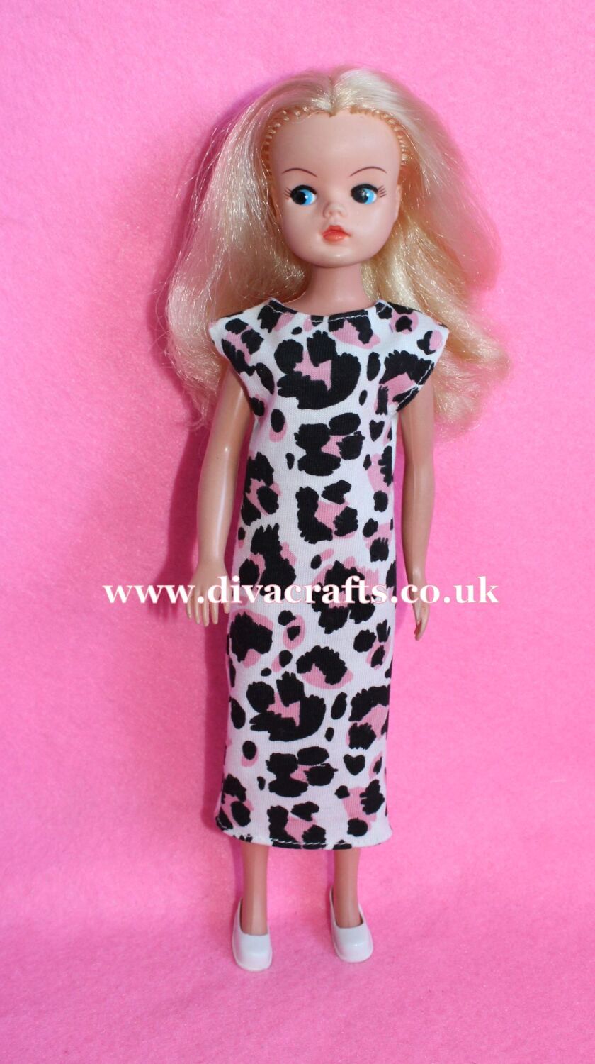 Handmade by Cazjar Pedigree Sindy Fashion - 336 Dress Only