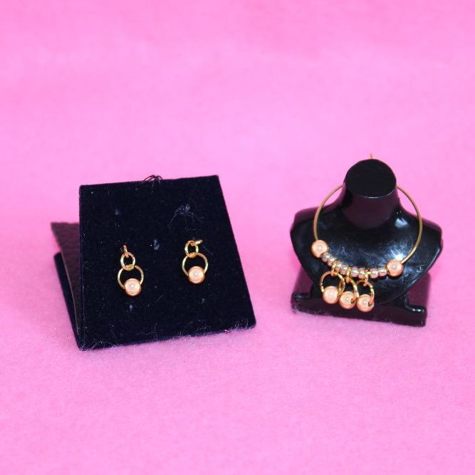 <!-- 0045 --> Sindy Jewellery