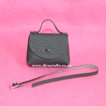Handmade by Cazjar Pedigree Sindy Doll Size Bag & Belt - B0025