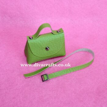 Handmade by Cazjar Pedigree Sindy Doll Size Bag & Belt - B0030