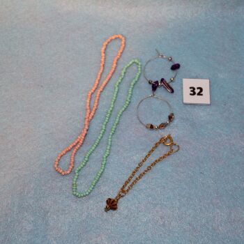 Handmade by Cazjar Pedigree Sindy Jewellery - S032