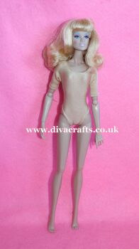 Integrity Jem and the Holograms Doll USED - Sophisticated Lady Jerrica (outfit not included)