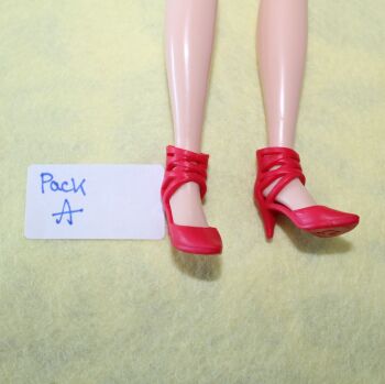 Shoes that fit KK Sindy *used* Pack A