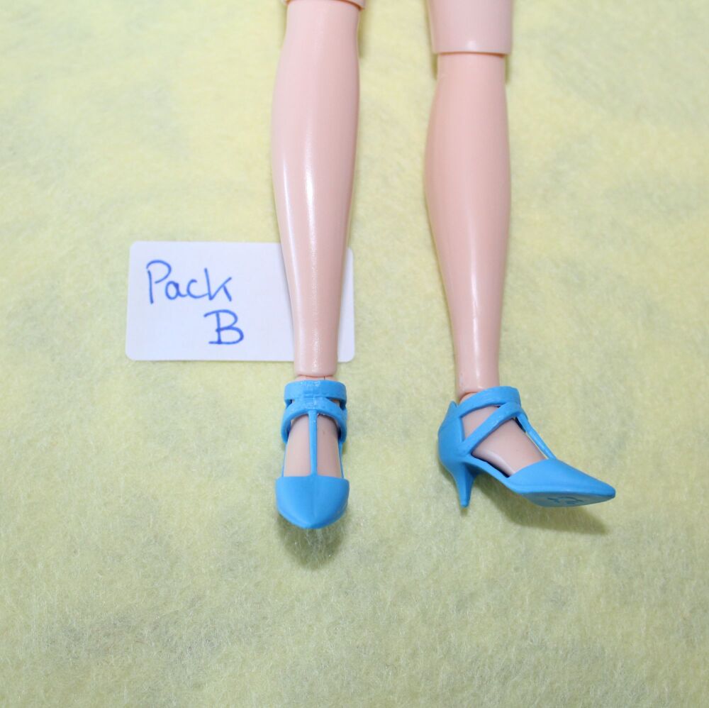 Shoes that fit KK Sindy *used* Pack B