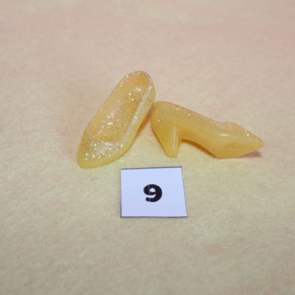 Hasbro Size Custom Made Jem Doll Shoes  *used* Pair 9