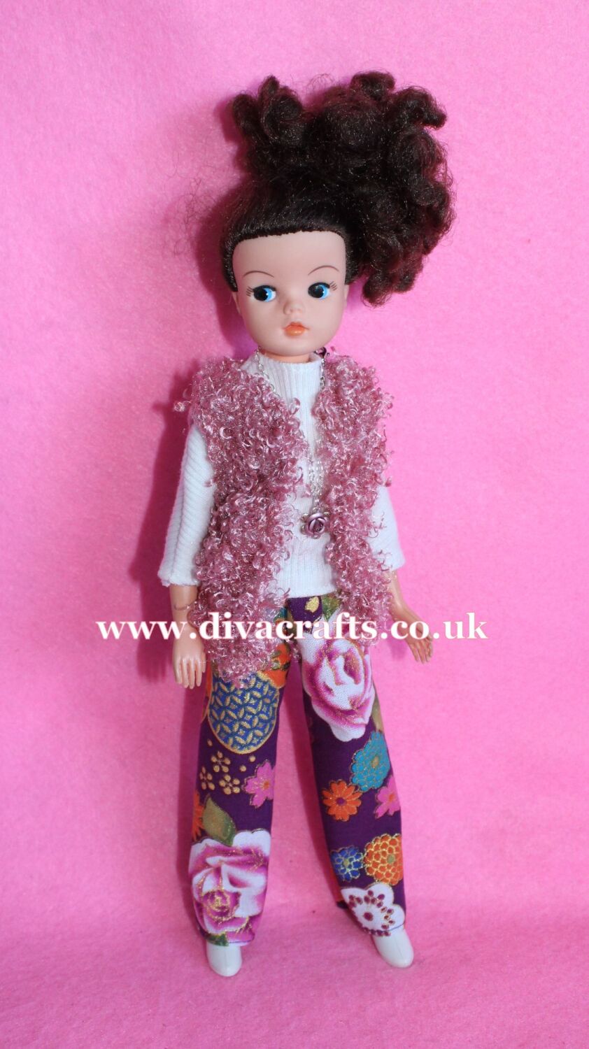 Handmade by Cazjar Pedigree Sindy Fashion - 137