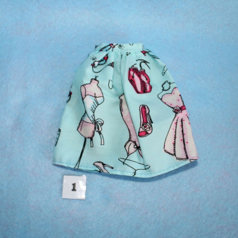 Clearance - Fits Pedigree Sindy - S001