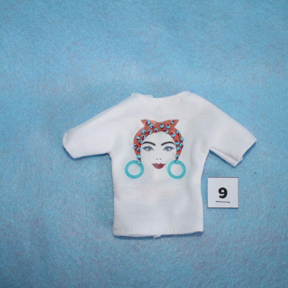 Clearance - Fits Pedigree Sindy - S009