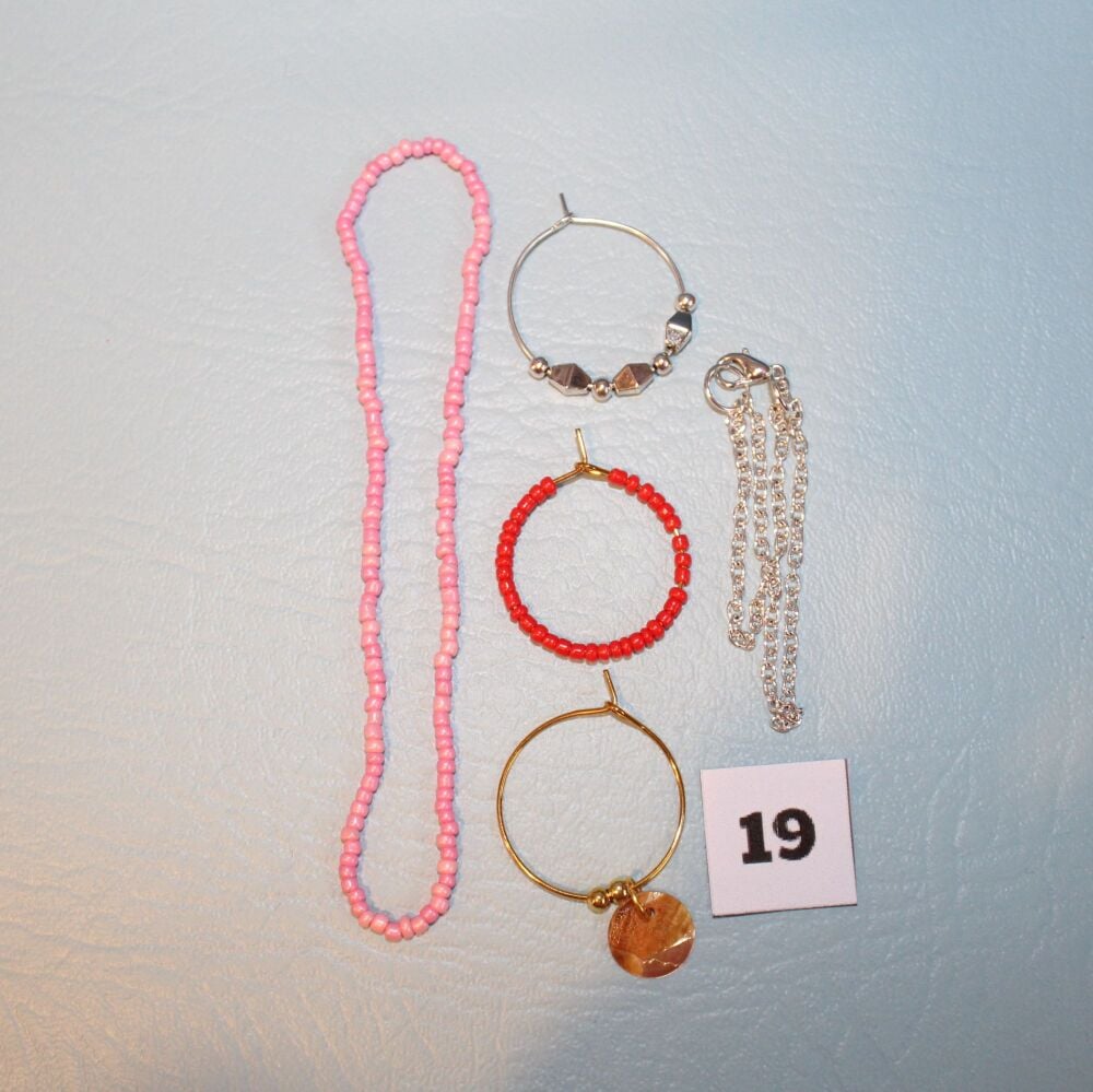 Clearance - Fits Pedigree Sindy - S019 jewellery