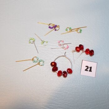 Clearance - Fits Pedigree Sindy - S021 jewellery