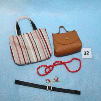 Clearance - Fits Pedigree Sindy - S032 Assorted Bags & Accessories