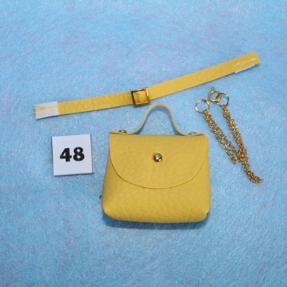 Clearance - Fits Pedigree Sindy - S048