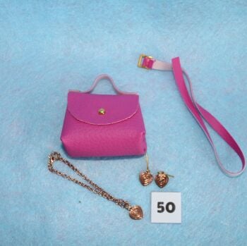 Clearance - Fits Pedigree Sindy - S050