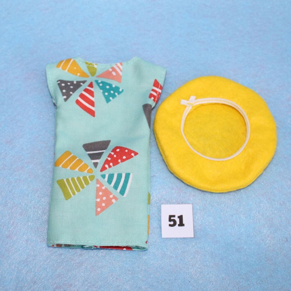 Clearance - Fits Pedigree Sindy - S051