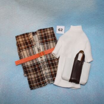 Clearance - Fits Pedigree Sindy - S062