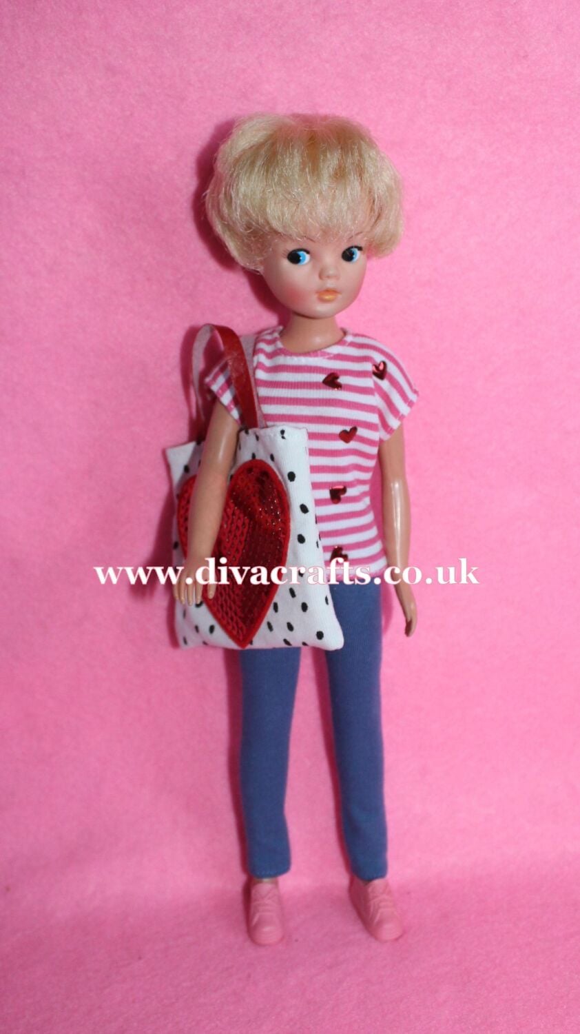 Handmade by Cazjar Pedigree Sindy Fashion - 012