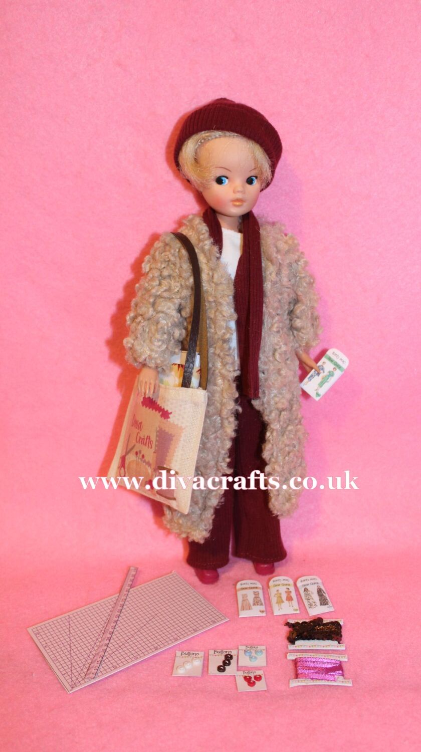 Handmade by Cazjar Pedigree Sindy Fashion - 020