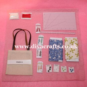 Handmade by Cazjar Pedigree Sindy Fashion - 025 Sewing Themed Accessories