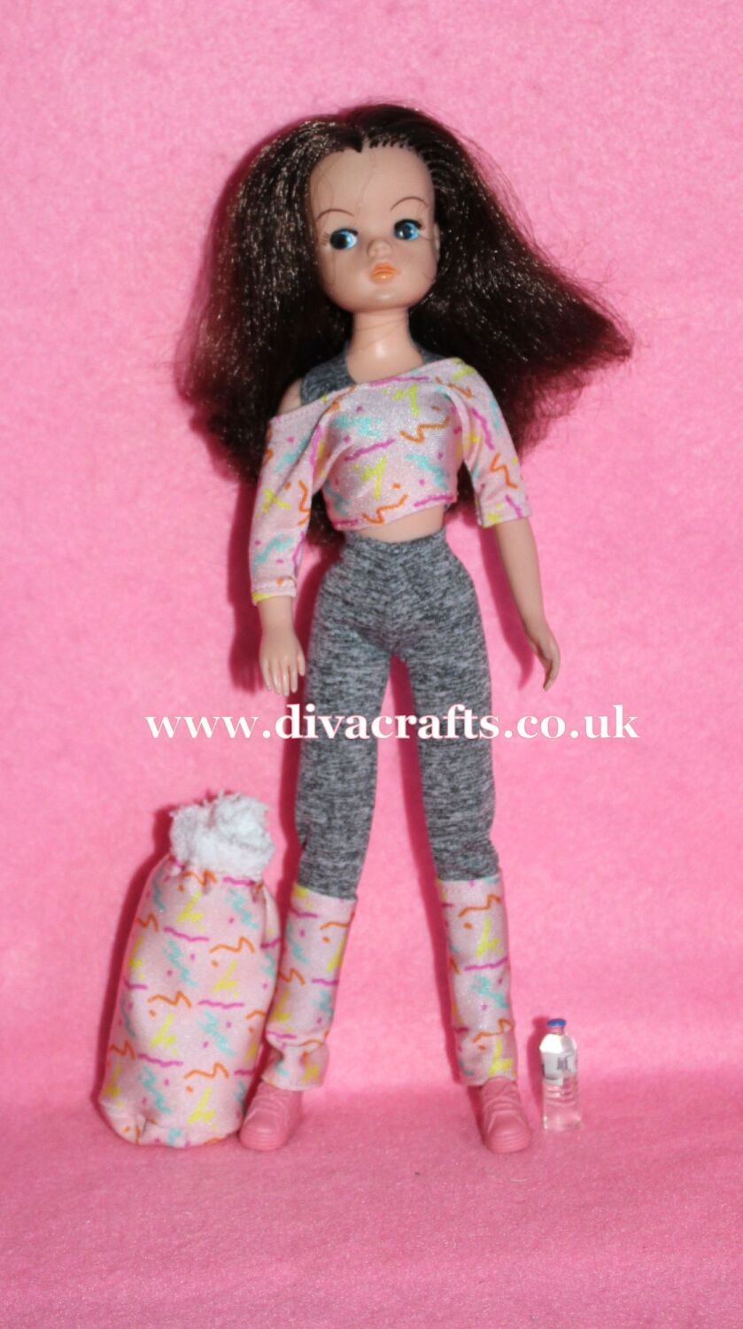 Handmade by Cazjar Pedigree Sindy Fashion - 048