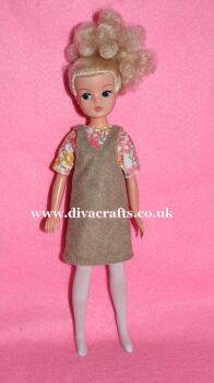 Handmade by Cazjar Pedigree Sindy Fashion - 095
