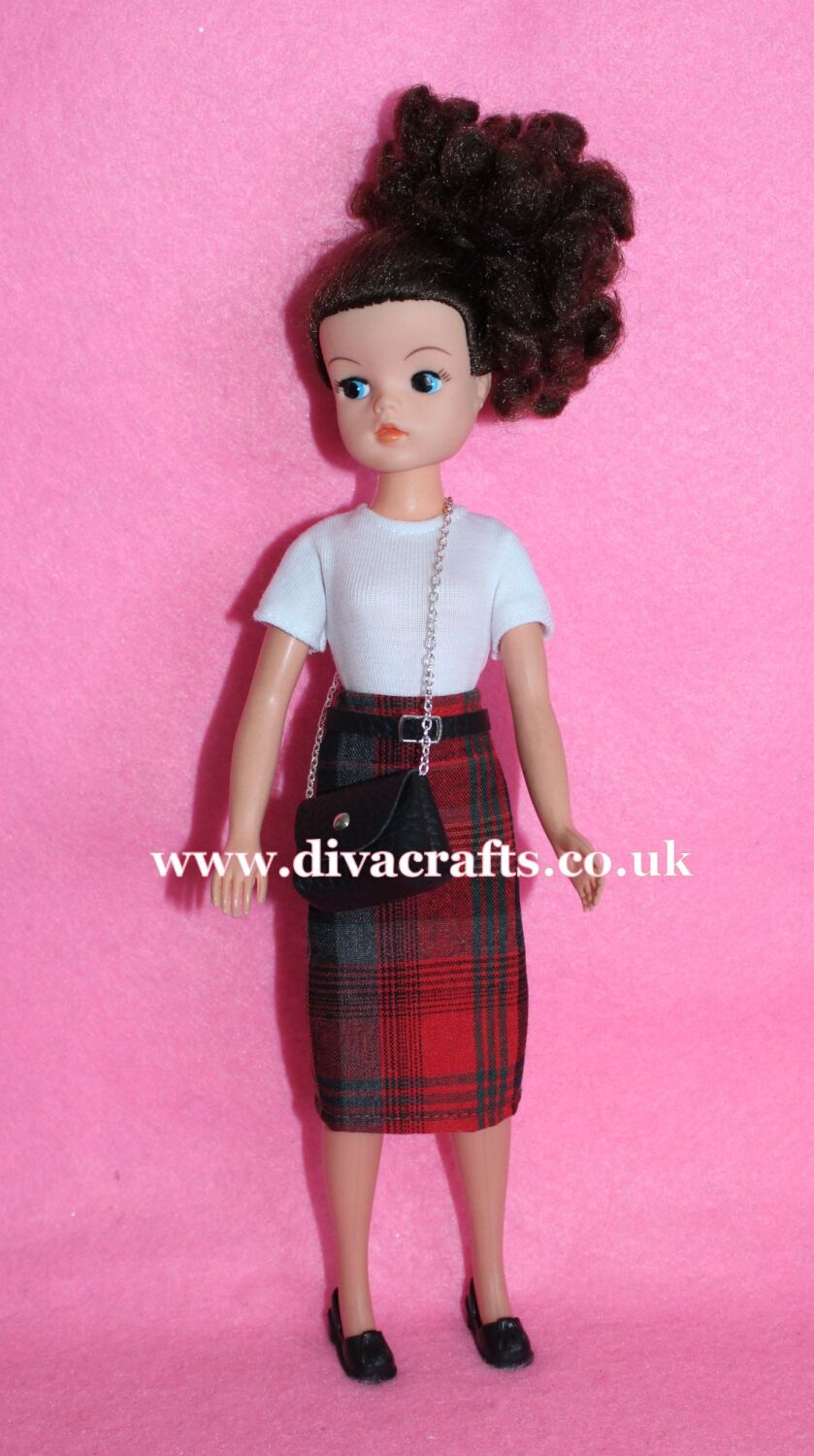 Handmade by Cazjar Pedigree Sindy Fashion - 112