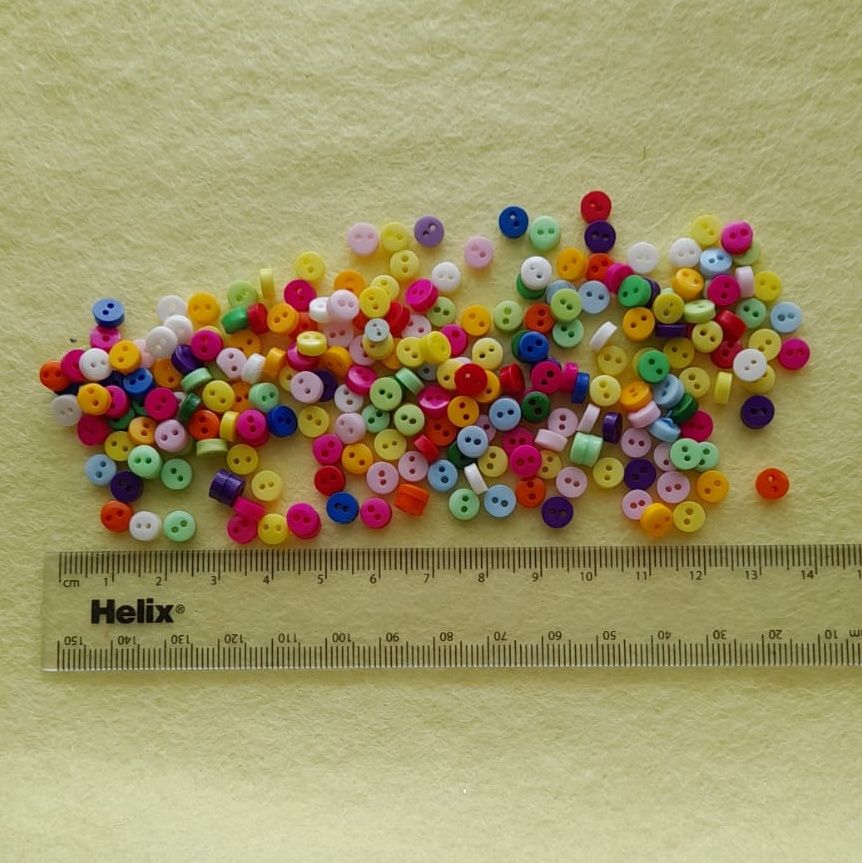 Clearance Item - Assorted 5mm (approx size) Buttons Approx 16 Grams