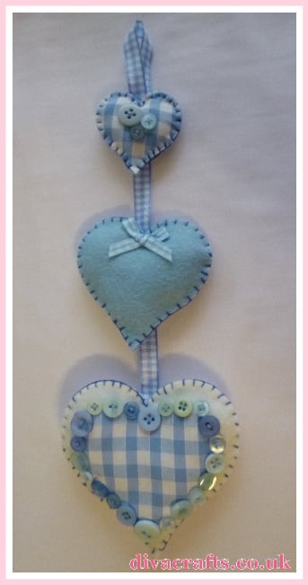 blue pink hanging hearts free tutorial diva crafts (2)