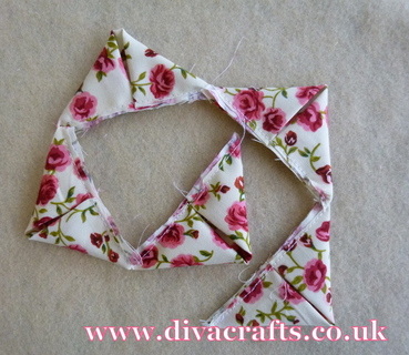 fabric flower free project diva crafts (4)