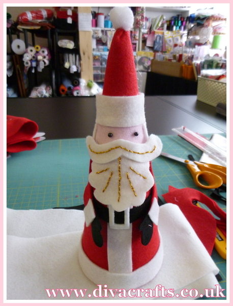 father christmas cone decoration free project diva crafts (8)