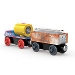Dustin Comes in First Accessory Pack - Thomas Wooden 