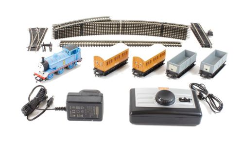 thomas passenger and goods train set