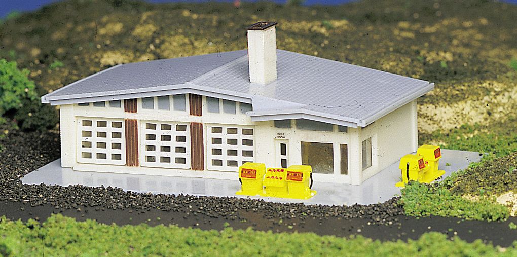 Tootally American Trains Gas Station N scale Bachmann