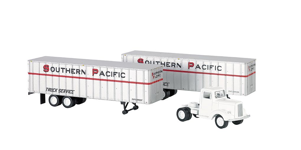 Southern Pacific - White Truck Cab & 2 Piggyback Trailers (HO)