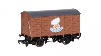 Ventilated Van - Mr. Jolly's Chocolate Factory - Bachmann arriving wc 12/11