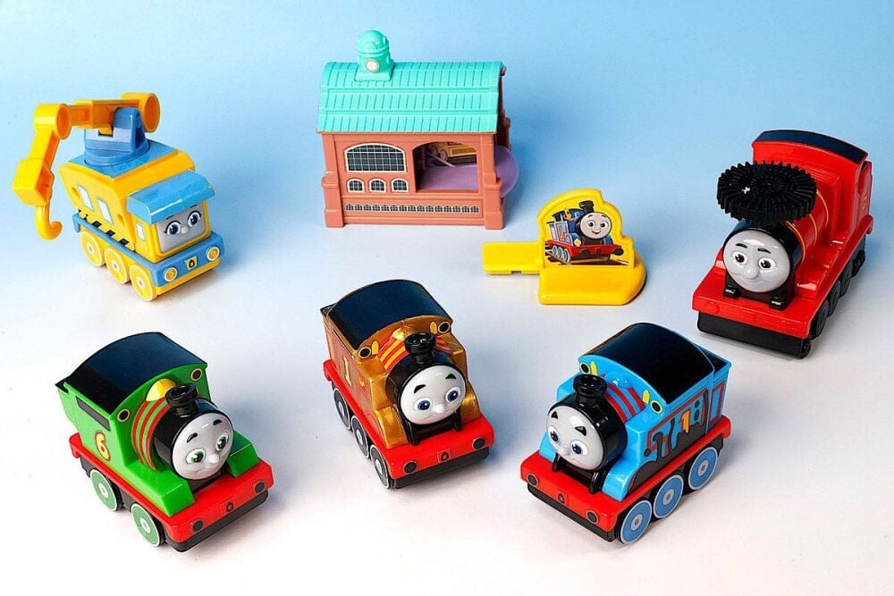 Set of 6 MacDonalds Happy Meal Thomas Collectables