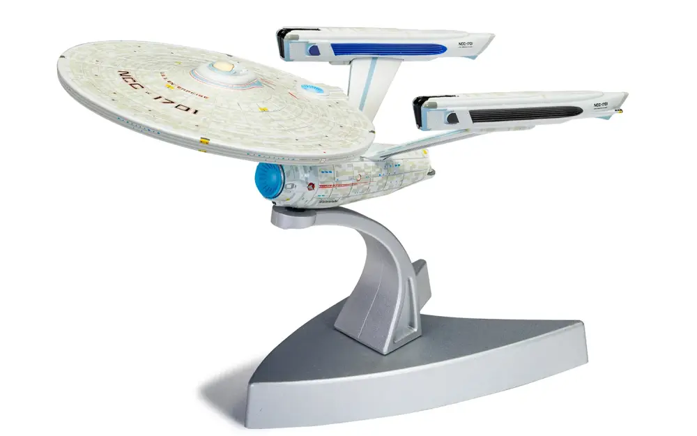 Star Trek - U.S.S. Enterprise NCC-1701 [Refit] (The Wrath of Khan) - Corgi