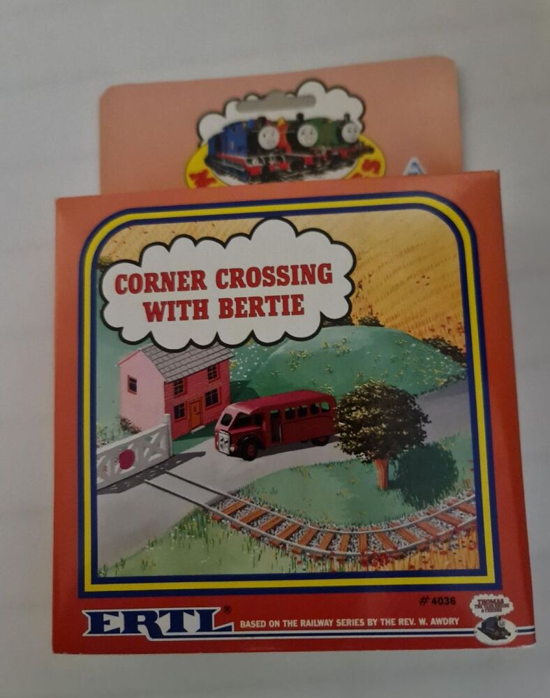 Corner Crossing with Bertie - Ertl Miniatures Adventure Playset