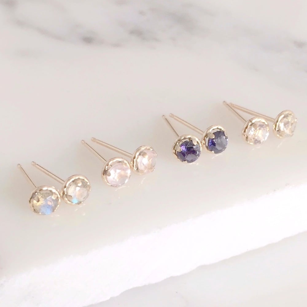 <!-- 001 -->9ct gold tiny gemstone studs