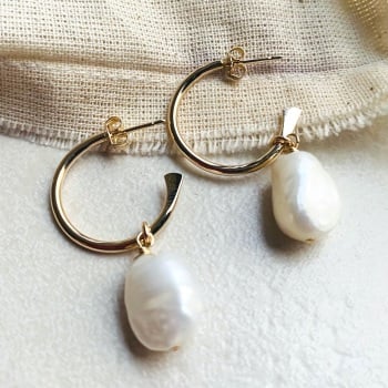  Large Tapered Pearl Hoops