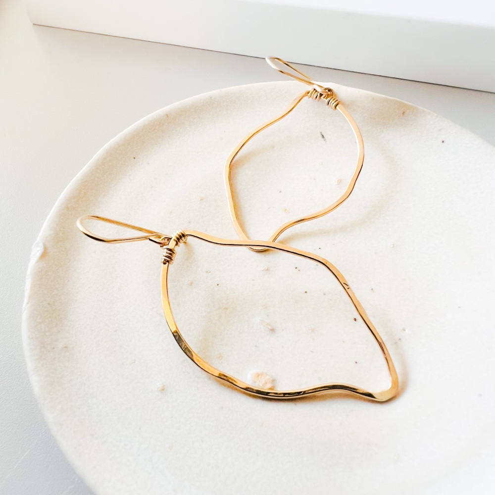 Large Ebb fluid shape drop earrings