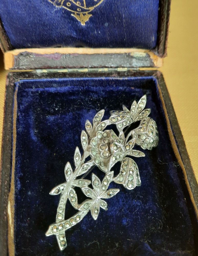 Brooch