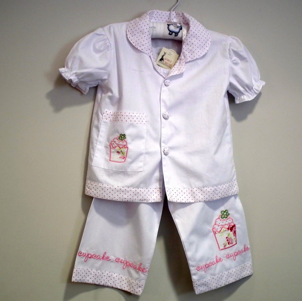 Girls 100% cotton short sleeved pyjamas in cupcake design