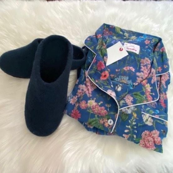 Slip-on Felted Wool Slippers - Navy Blue